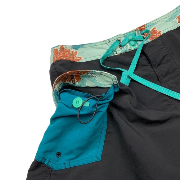 Patagonia Mens Patch Pocket Wavefarer Board Shorts 29 Cargo Swimwear Gorpcore - Picture 8 of 12